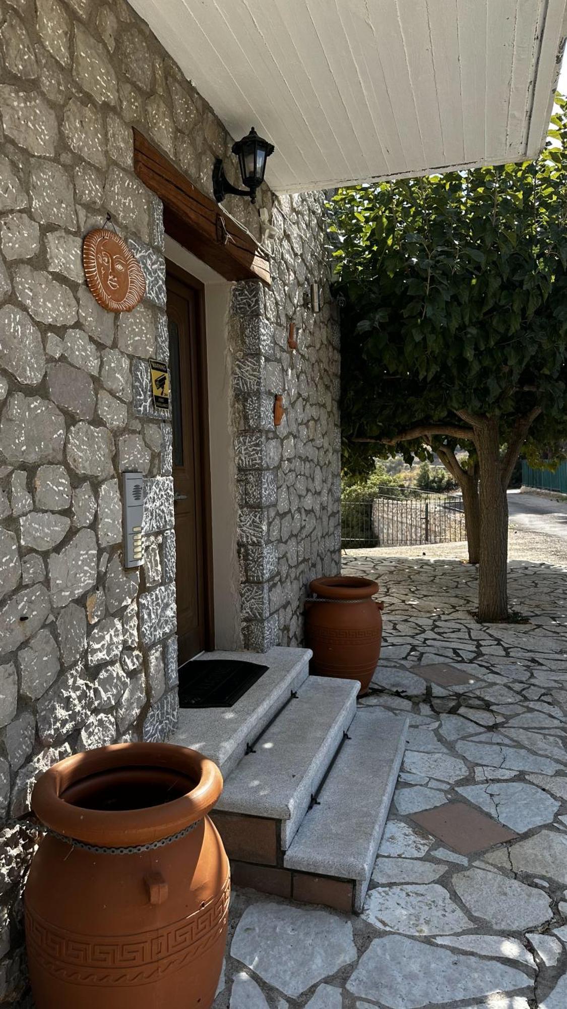 Apartmán Το Πέτρινο Kiriákion Exteriér fotografie